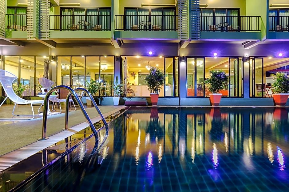 TheStayResortPattaya_PoolView